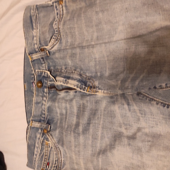 Men's Distressed Hilfiger Jeans Light Blues 36W x 39L - Picture 2 of 12